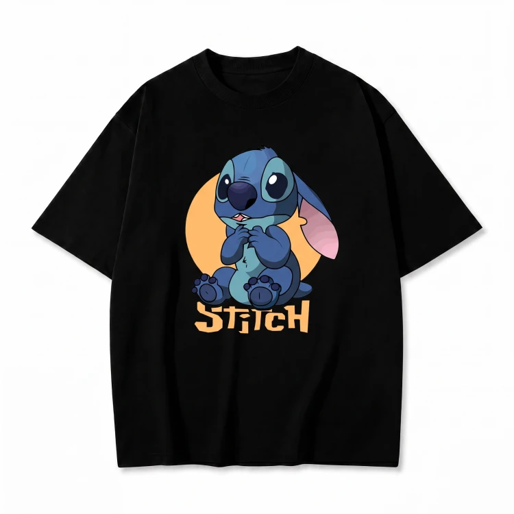 Czarna koszulka Lilo i Stitch z nadrukiem siedzącego Stitcha i napisem Stitch