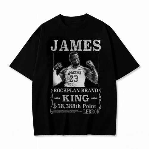 Czarna koszulka LeBron James z nadrukiem plakatu King i portretem