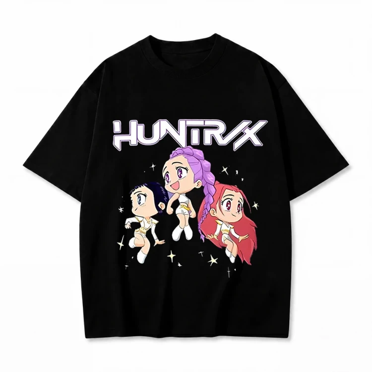 Czarna koszulka K-pop Demon Hunters z nadrukiem Huntrix – Rumi, Mira i Zoey w wersji chibi