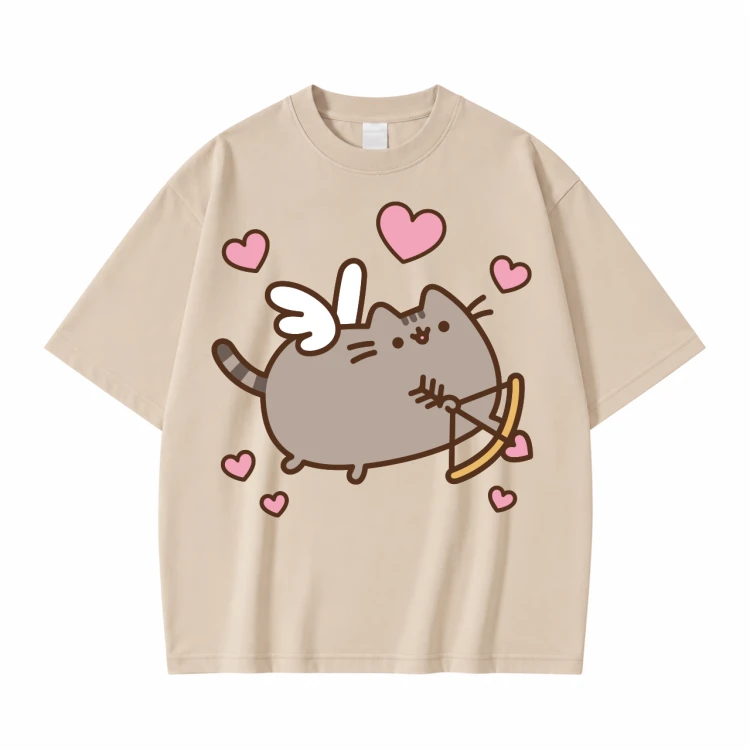 Beżowa koszulka Pusheen Kupidyn z serduszkami - nadruk z przodu