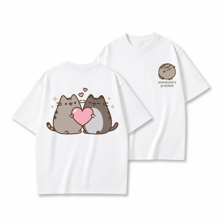 Biała koszulka Pusheen Somebody's Problem - kotki z serduszkiem na plecach i napis z przodu