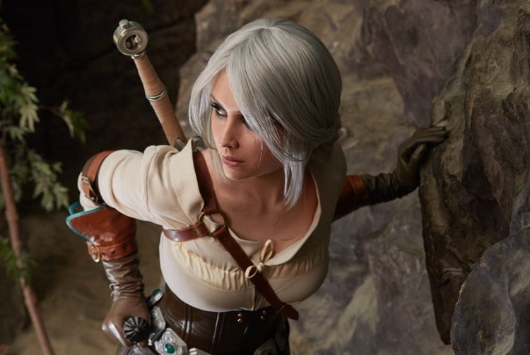 Ciri_Cosplay_(The_Witcher_3_Wild_Hunt).jpg